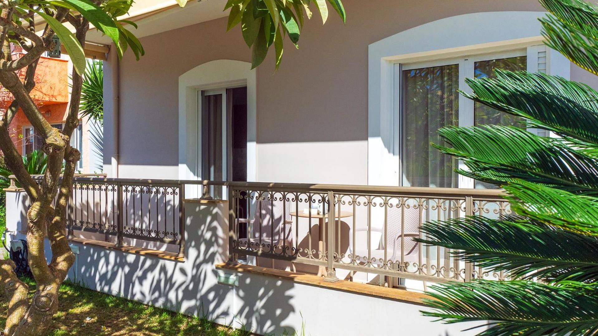 Vakakis-Me Apartments Палиохора Екстериор снимка