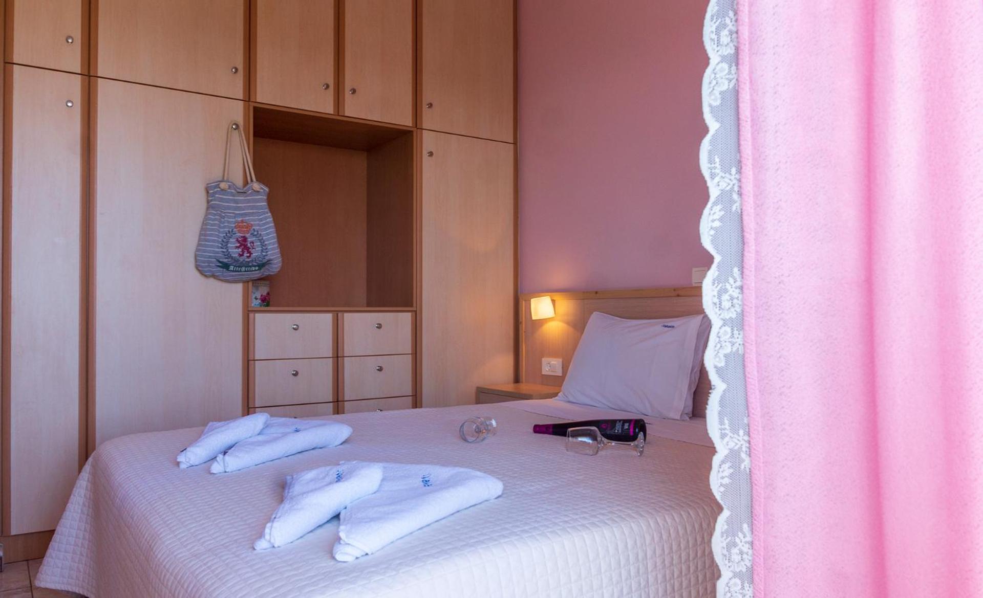 Vakakis-Me Apartments Палиохора Екстериор снимка